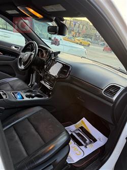 جيب جراند شيروكي